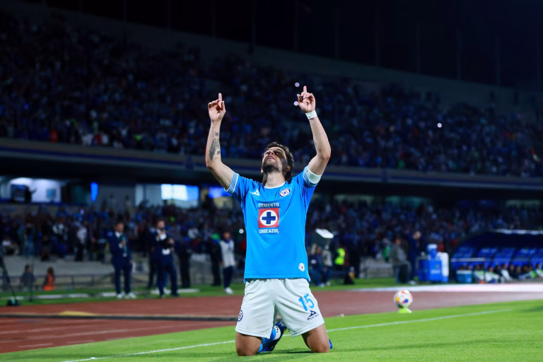 Cruz Azul da el golpe y se mete a semifinales contra América