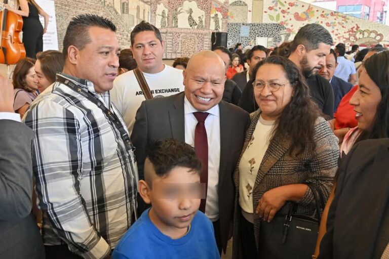 BENEFICIA RACIEL PÉREZ CRUZ A 220 ESCUELAS CON APOYOS ECONÓMICOS PARA ASEO Y MANTENIMIENTO DE INSTALACIONES