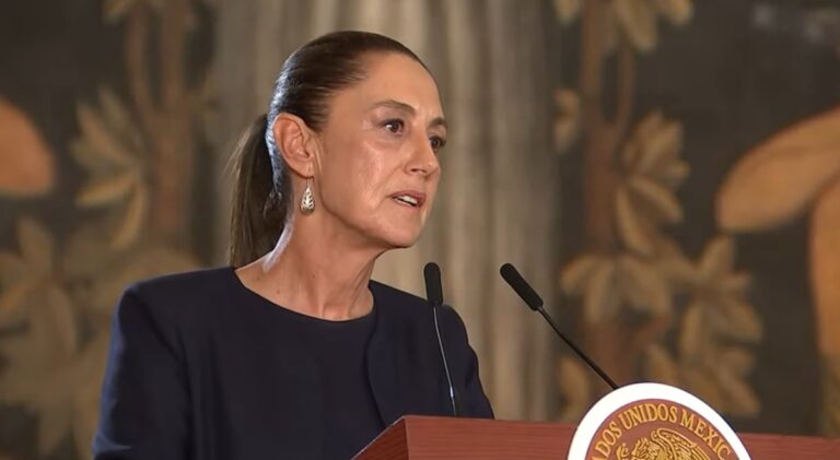 Claudia Sheinbaum anuncia aumento salarial y mejoras para maestros