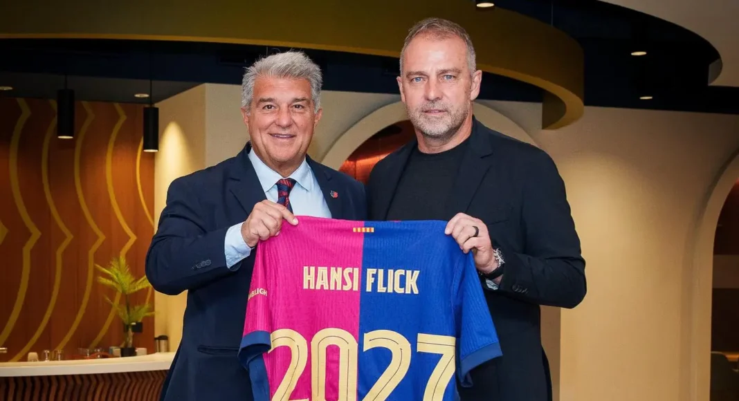 Hansi Flick renueva con Barcelona hasta 2027 tras éxito histórico