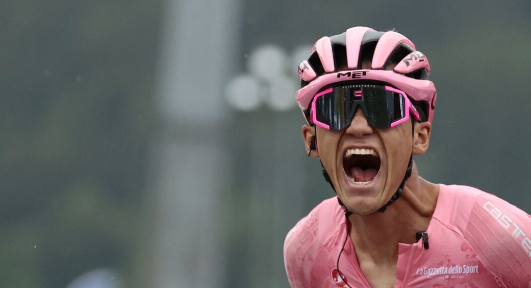 Isaac del Toro hace historia con triunfo en etapa del Giro
