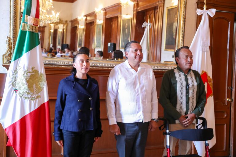 Toluca refuerza control en eventos públicos y reconoce a Alexander Naime Libien como nuevo cronista municipal