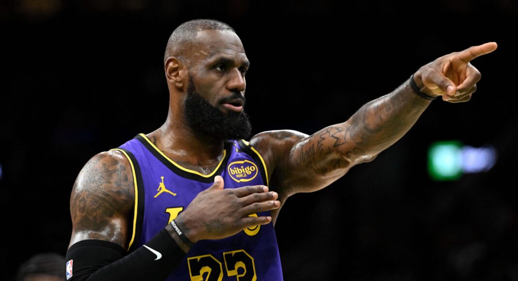LeBron James seguirá un año más con Lakers a cambio de 52.6 mdd