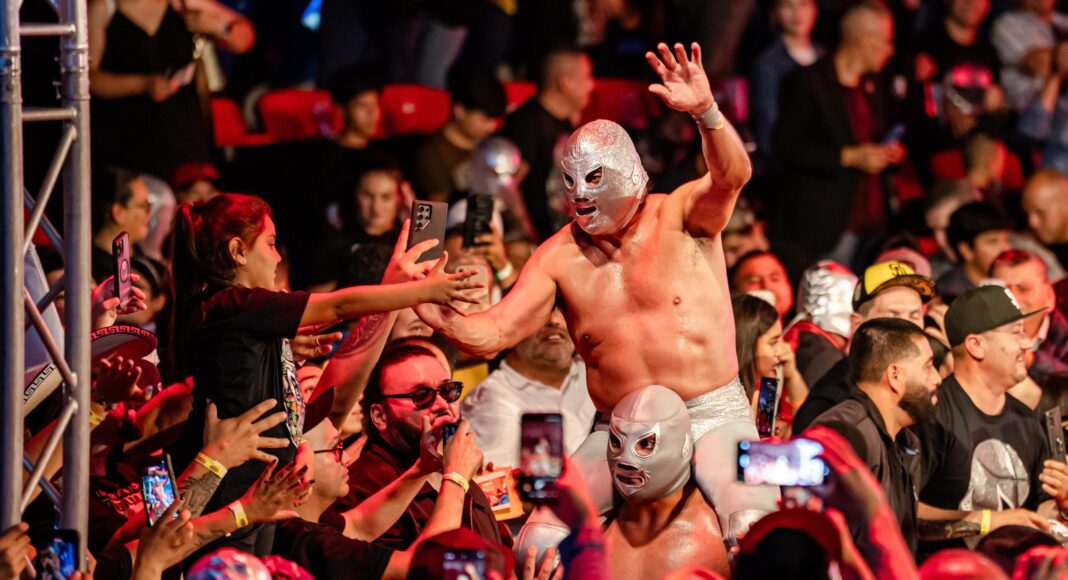 Despedida triunfal del Hijo del Santo en Tijuana ante un lleno total