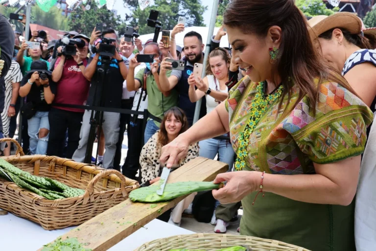 Feria del Nopal llega al Monumento a la Revolución con apoyo directo a productores