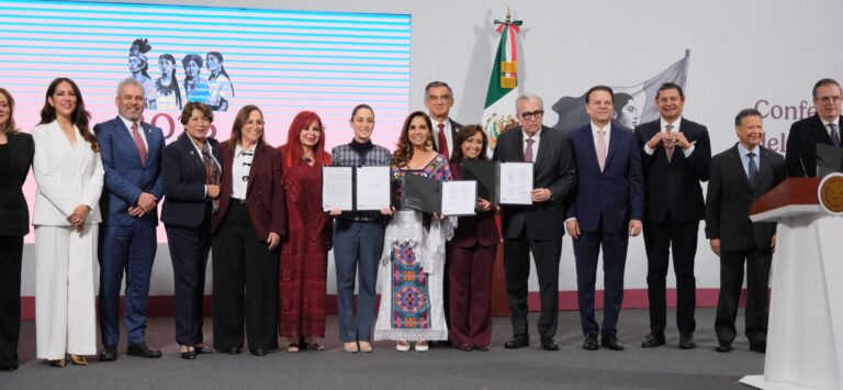 Gobernadores firman arranque de 15 polos de desarrollo