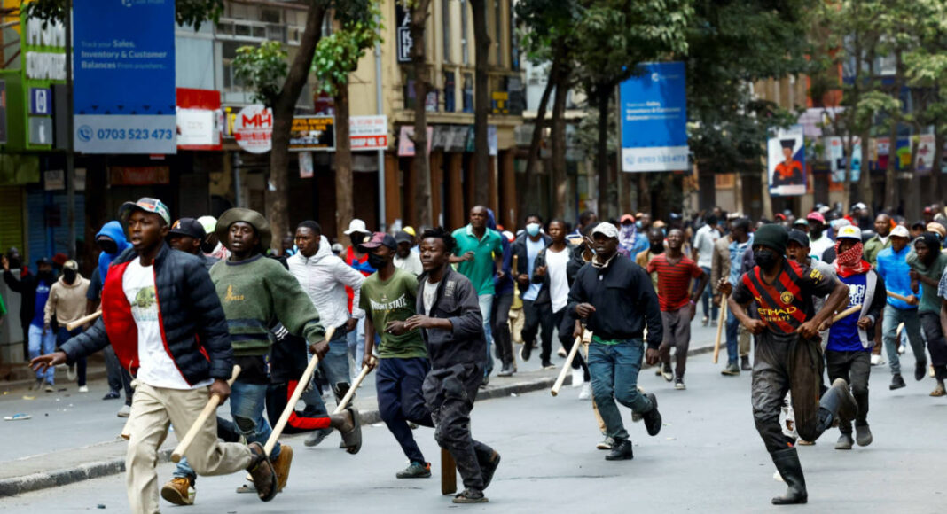 Protestas en Kenia dejan al menos ocho muertos y 400 heridos
