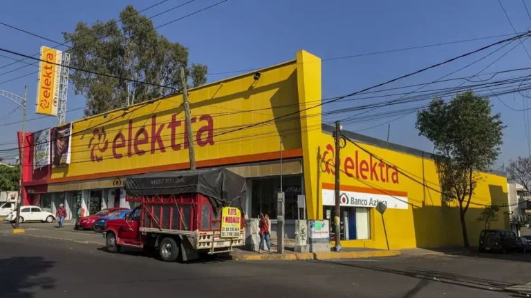 Elektra debe pagar $2 mil millones por ISR de 2010