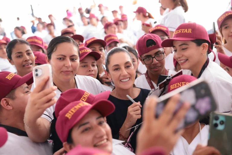 Sheinbaum promete hospitales IMSS Bienestar equipados para 2026