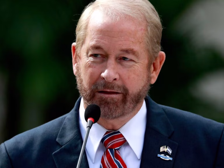 Embajador de EU llama a reforzar la cooperación con México ante nuevas amenazas globales