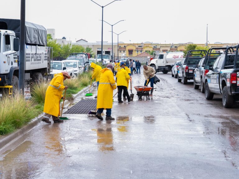 Lluvias provocan severas inundaciones en Querétaro