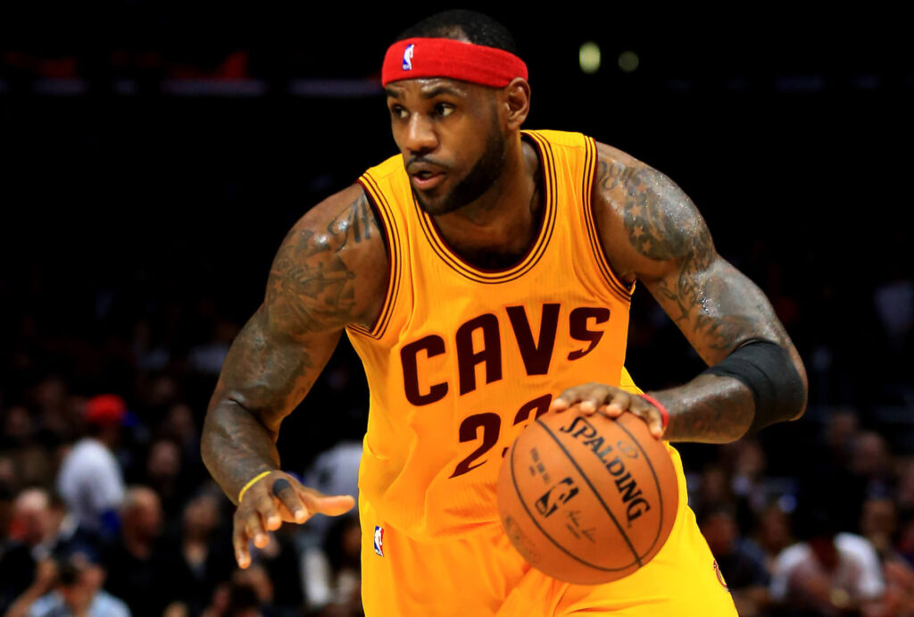 LeBron James seguirá un año más con Lakers a cambio de 52.6 mdd 1 LeBron James seguirá un año más con Lakers a cambio de 52.6 mdd