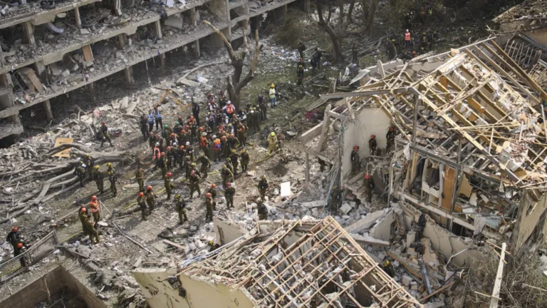 SRE facilita evacuación de 175 mexicanos ante conflicto en Medio Oriente