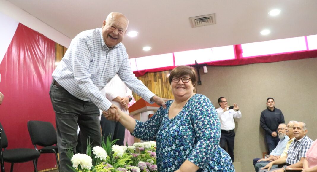 Avanza la transformación del sector salud en BCS: Castro Cosío
