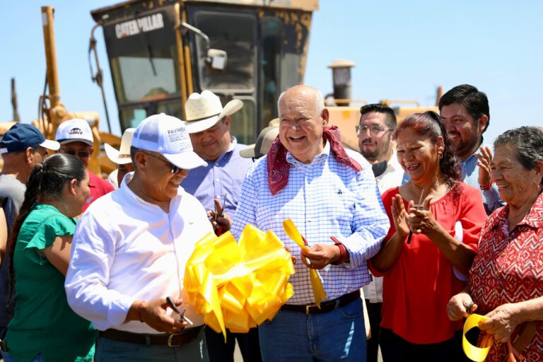 Entrega gobernador de BCS obras y apoyos al campo en Comondú
