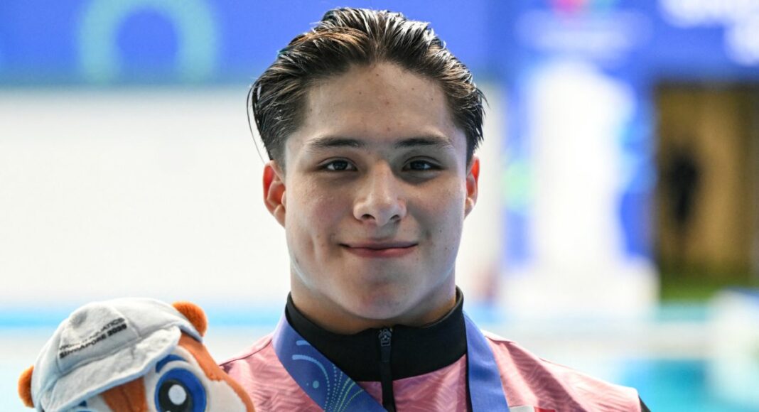 Osmar Olvera gana su segunda plata en el Mundial de Singapur