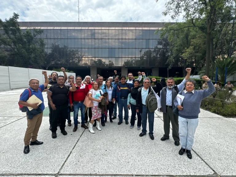 Reintegrarán descuentos salariales a docentes capitalinos en agosto