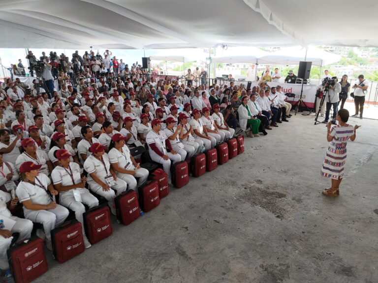 Sheinbaum: Acapulco está mejor que antes del huracán Otis