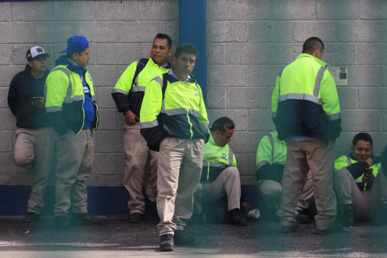 Trabajadores de Alpura protestan en varios estados