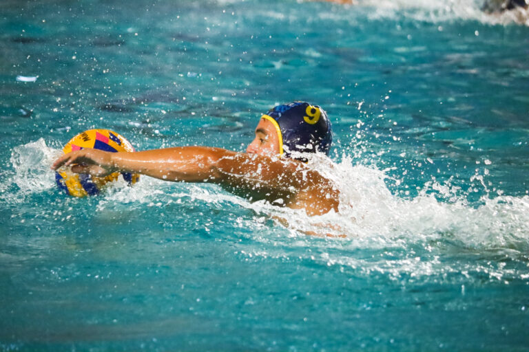 Plata para Baja California Sur en polo acuático junior