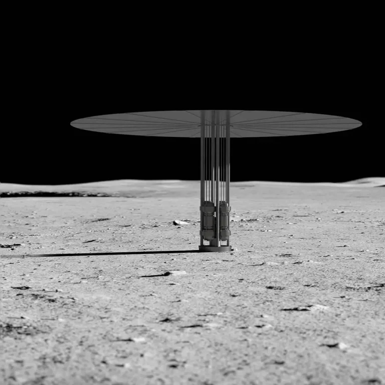 EU planea instalar un reactor nuclear en la Luna en 2030