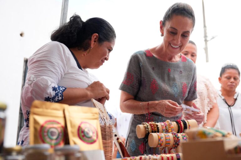 Sheinbaum inaugura el Centro Libre para las Mujeres en Calakmul