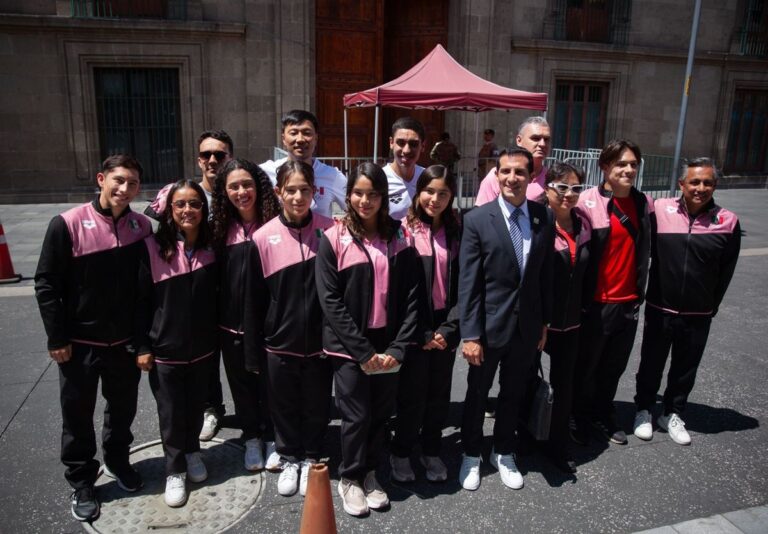 Triunfo en Singapur: Sheinbaum recibe a clavadistas