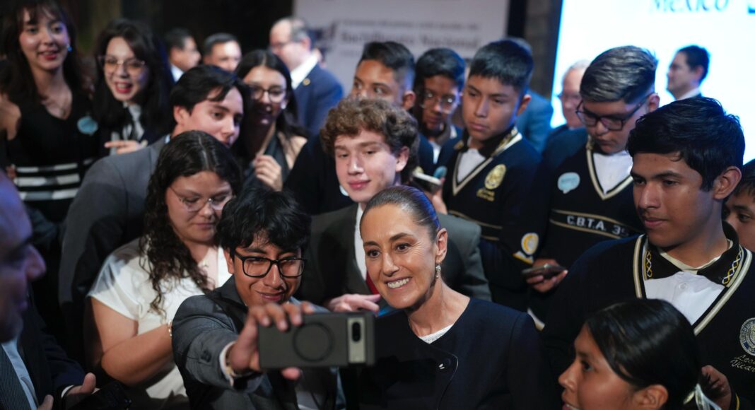 Sheinbaum anuncia creación del Bachillerato Nacional