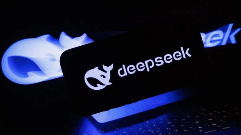 DeepSeek lanza actualización de su modelo V3 optimizada para chips chinos