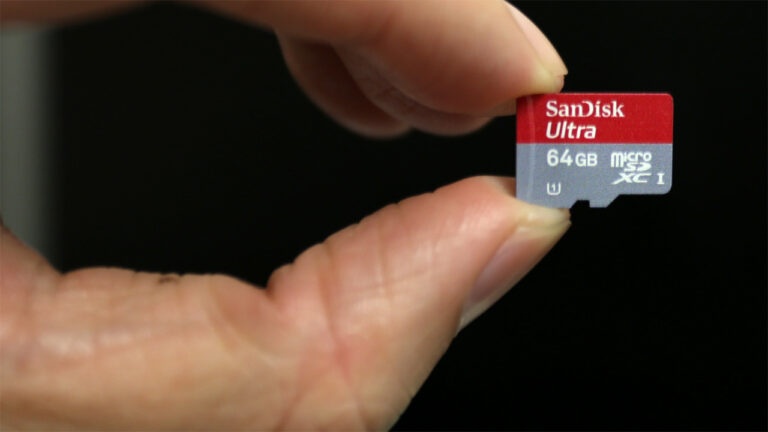 Adiós a las microSD en celulares: ¿por qué quedaron en el pasado?