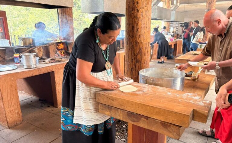 Tradiciones de Baja California llegan a Los Pinos