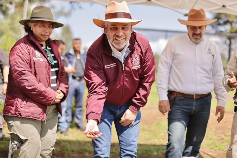 Michoacán impulsa rescate del zapote prieto