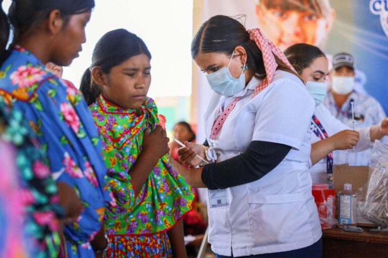 Ssa descarta obligar a vacunarse contra sarampión