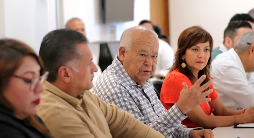Gobierno de BCS y transportistas de Los Cabos acuerdan acciones para mejorar el servicio
