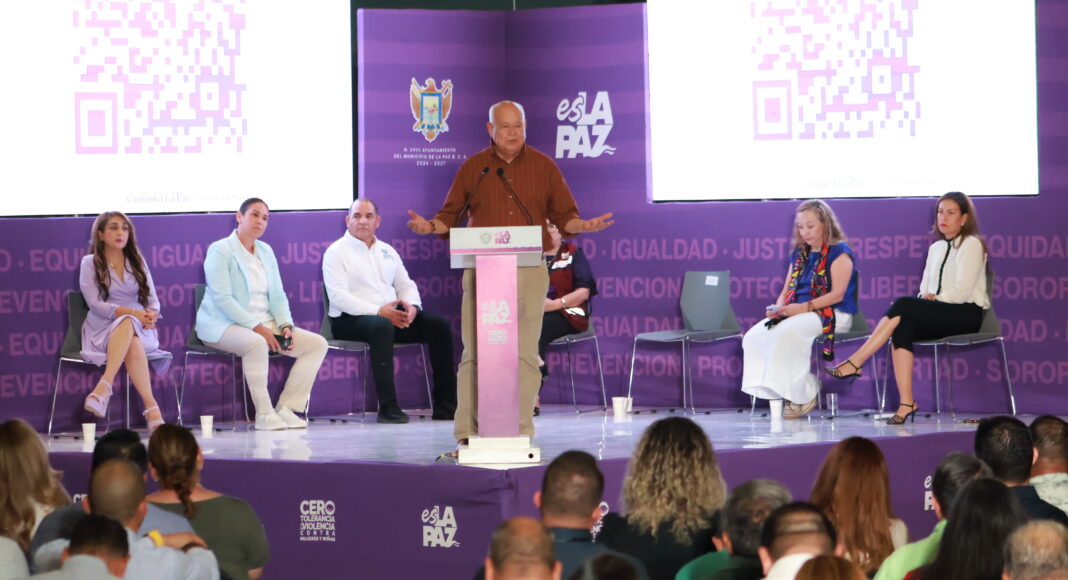 Castro Cosío reafirma compromiso con la “Mesa Violeta” para erradicar la violencia de género