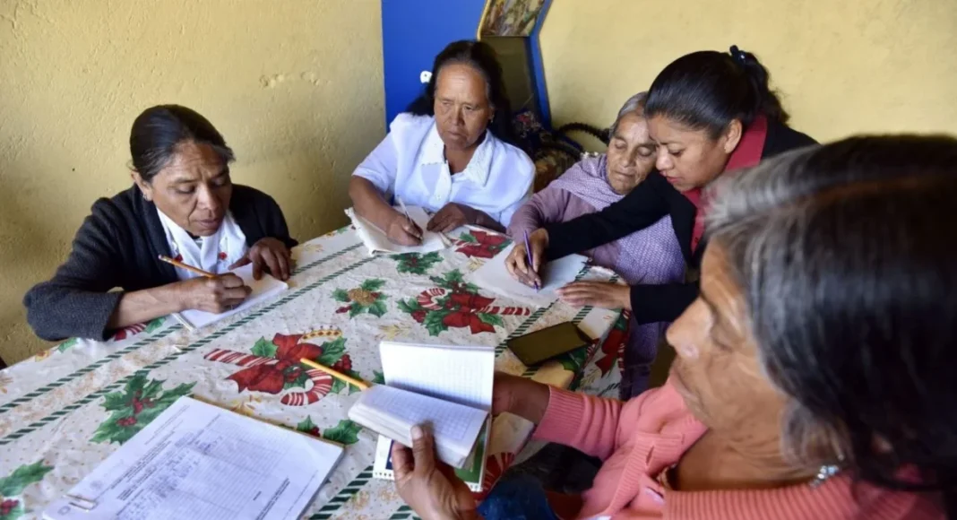 INEA alfabetiza a más de 7,900 personas indígenas en 2025