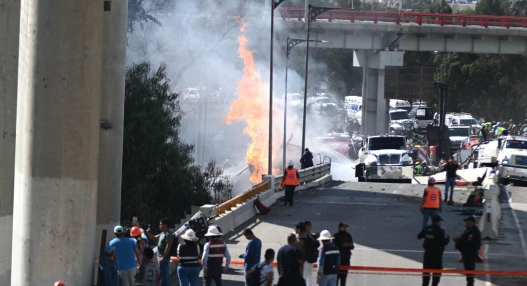 Explosión de pipa en Iztapalapa deja más de 50 heridos