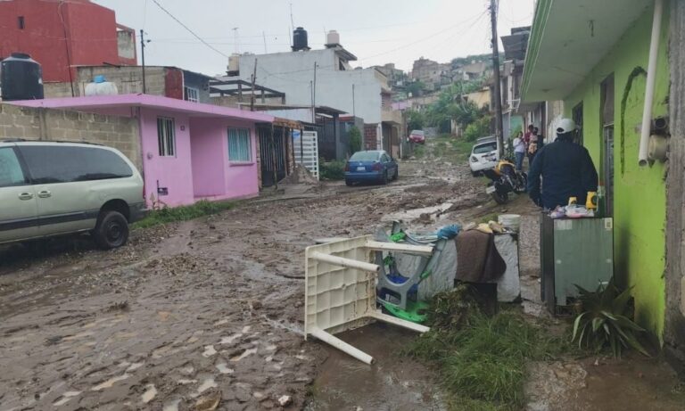 Lluvias provocan inundaciones en Xalapa y municipios cercanos