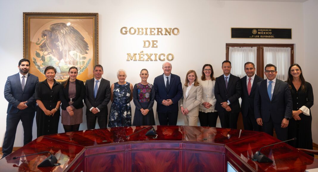 Sheinbaum se reúne con el BID y defiende aranceles a productos chinos