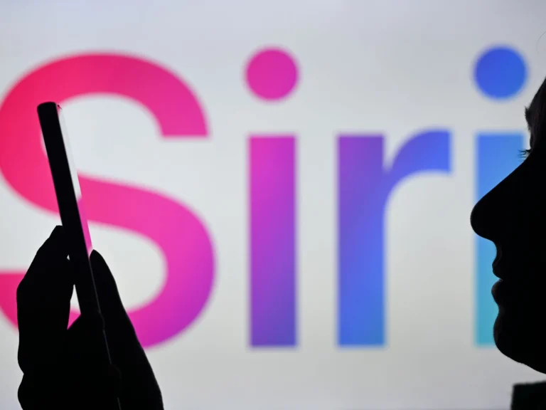 Apple prueba app interna que prepara el camino para la nueva Siri