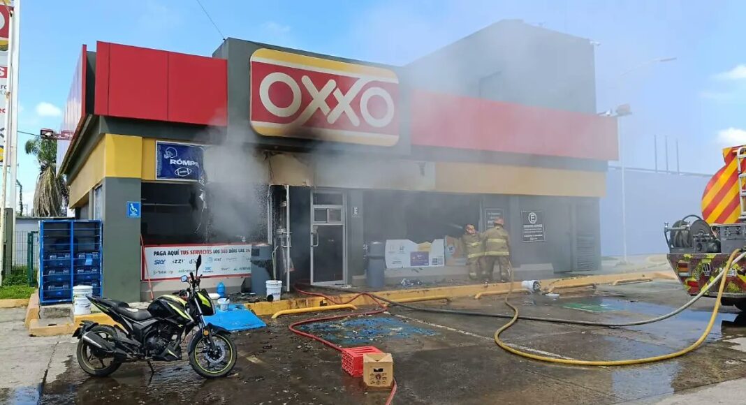 Violencia en Villahermosa: incendian tiendas y colocan ponchallantas