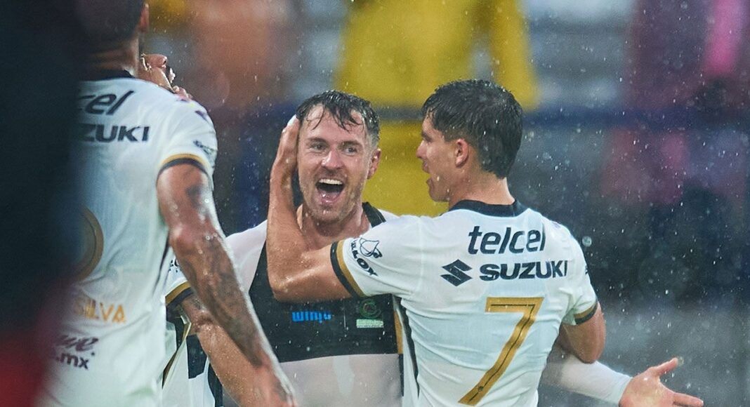 Aaron Ramsey rompe maleficio y da primer triunfo a Pumas en CU