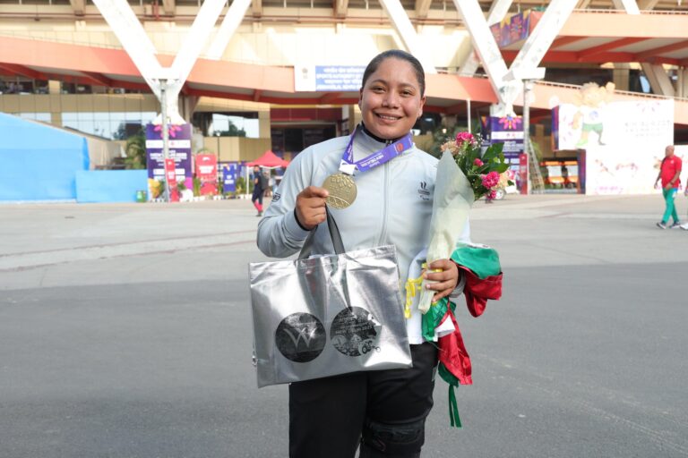 Osiris Machado conquista oro y récord mundial en lanzamiento de disco