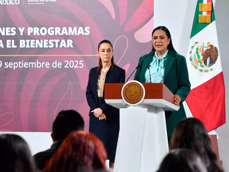 Avanzan programas sociales con apoyos a mujeres, jóvenes y escuelas