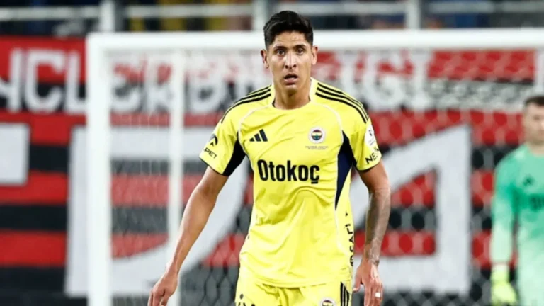 Edson Álvarez debuta con victoria en el Fenerbahce