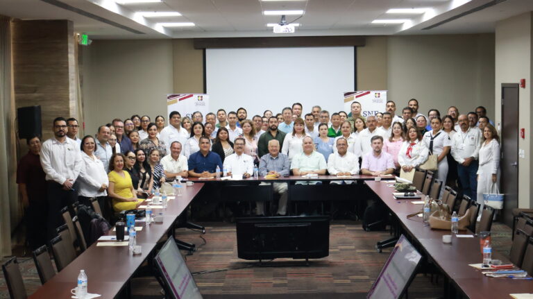 Castro Cosío destaca empleo digno como motor del desarrollo en BCS