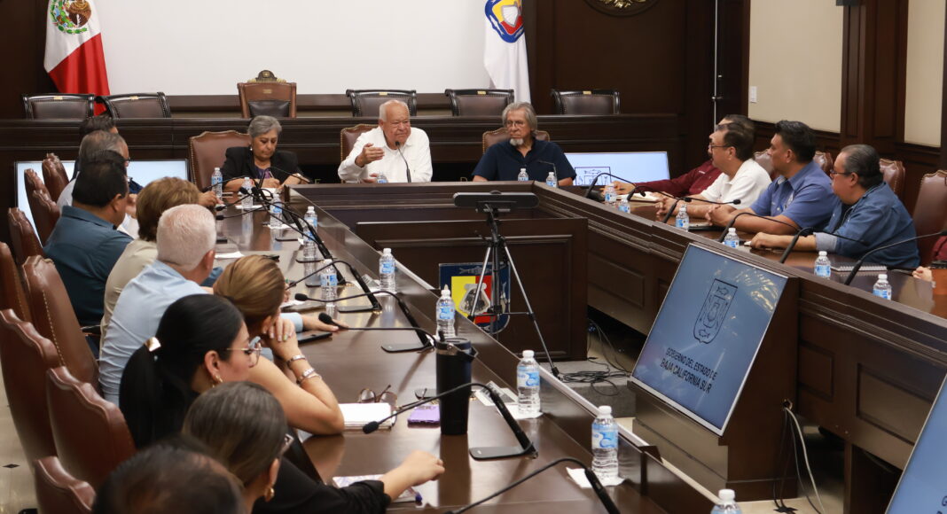 Gobernador de BCS llama a fortalecer educación con enfoque humano