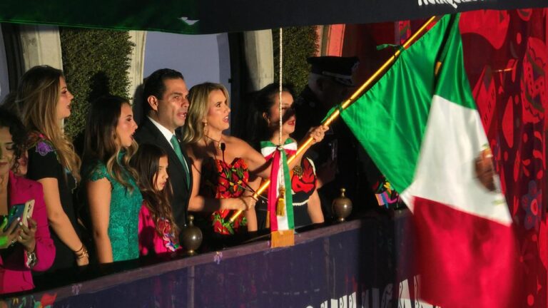 Huixquilucan celebra con fervor el Grito de Independencia