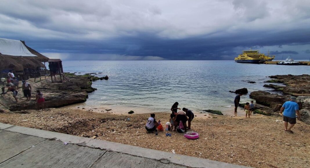 Diputados aprueban acceso público garantizado a playas