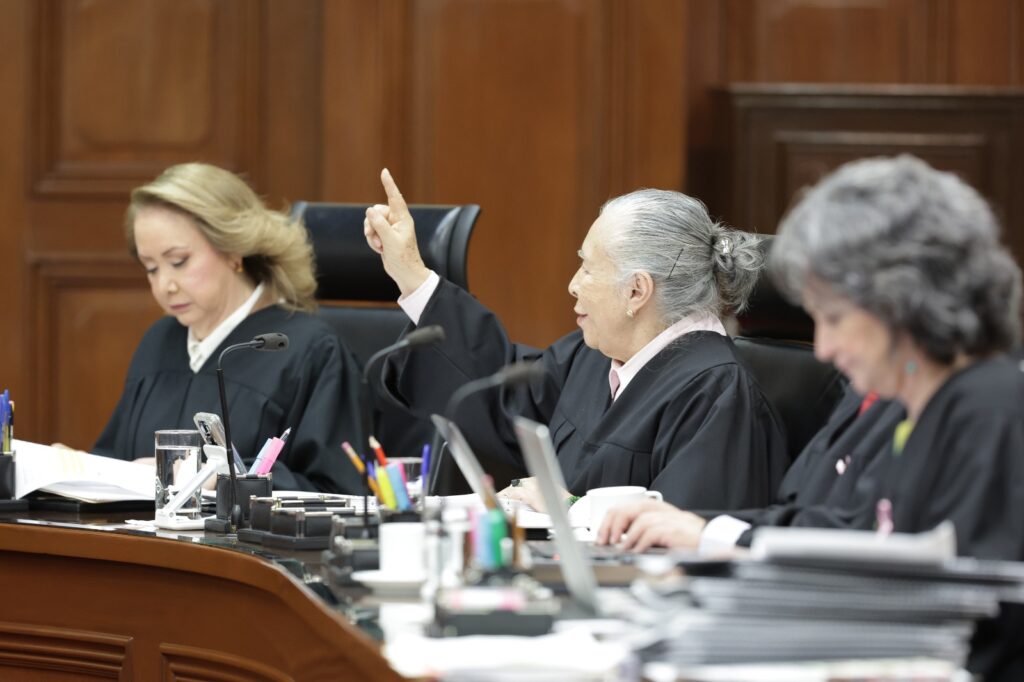 SCJN aprueba excusa de ministra Ríos por cercanía con Lenia Batres 1 SCJN aprueba excusa de ministra Ríos por cercanía con Lenia Batres